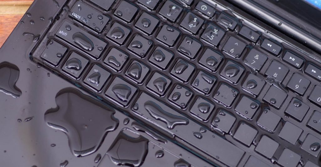 What-to-Do-if-You-Spill-Water-On-Your-Laptop-1-1024x535